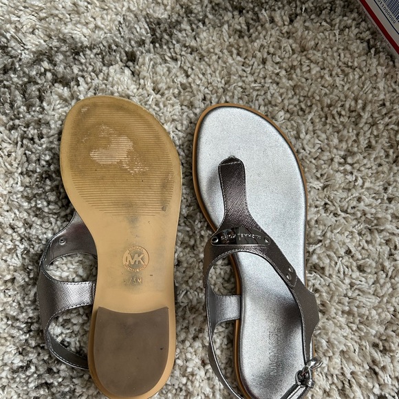 MK silver 7.5 like new, great condition - Picture 2 of 2